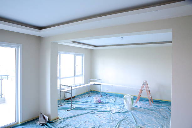 Wallpaper Removal and Painting in Lakes West, CT